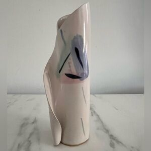 Vintage MCM Hilborn Signed Abstract Art Pottery Ceramic Curled Bud Vase 9.5”